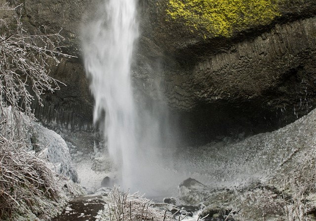 Latourell Falls 5785b.jpg